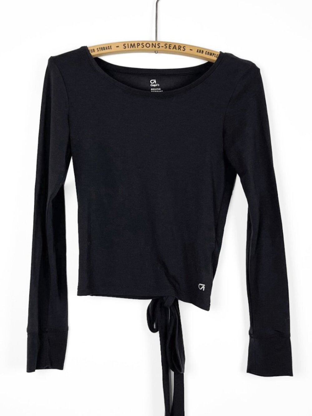 Gap Fit Womens XS Open Back Breathe Long Sleeve Tie Back Top Activewear Black